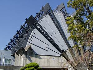 ���s��s�����